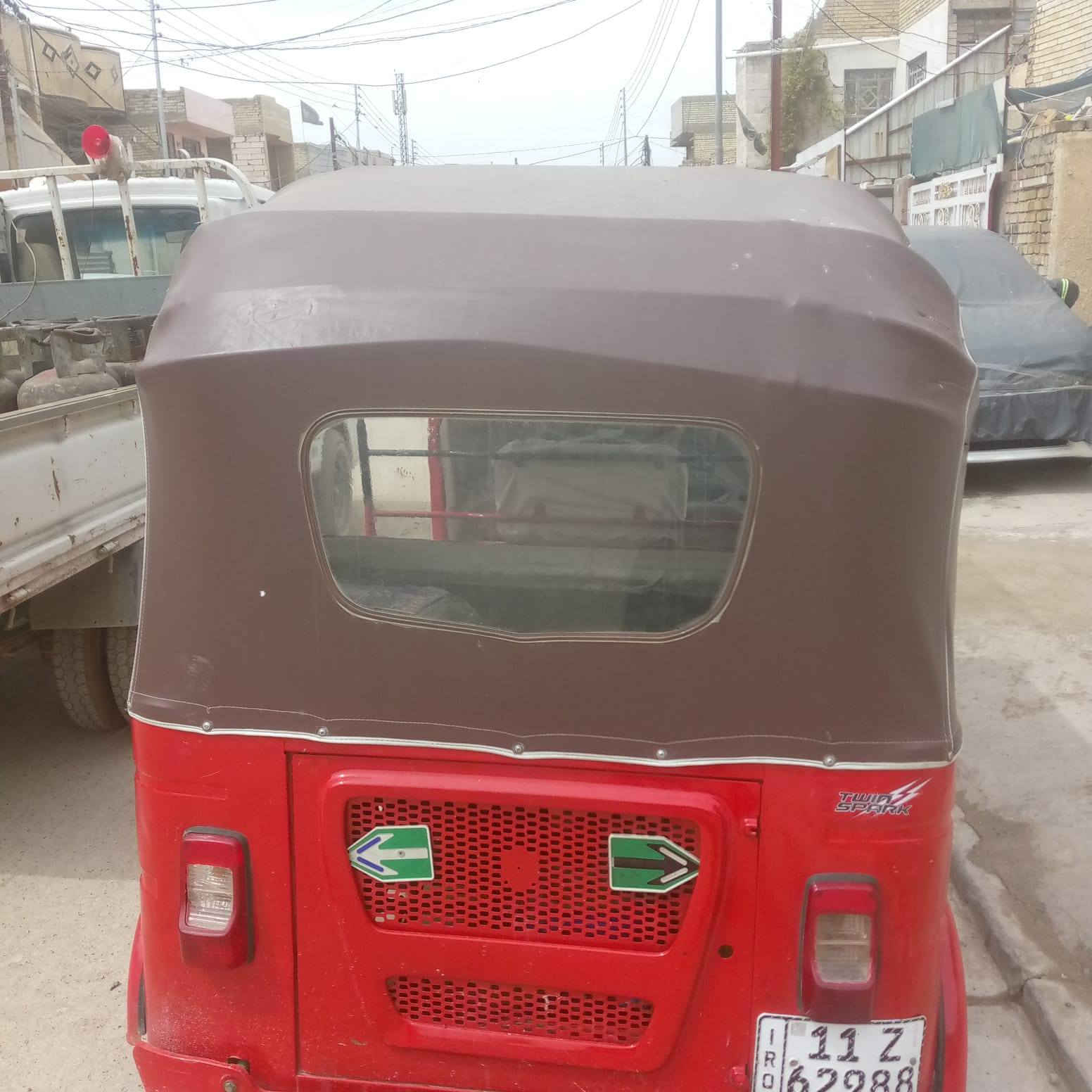 السلام عليكم عندي هاي التكتم للبيع موديل 21جاهزه كبل للشارع مذب عليه ربع مصبوغه لجماليه مكاني البياع رقم صاحب التكتك***********
