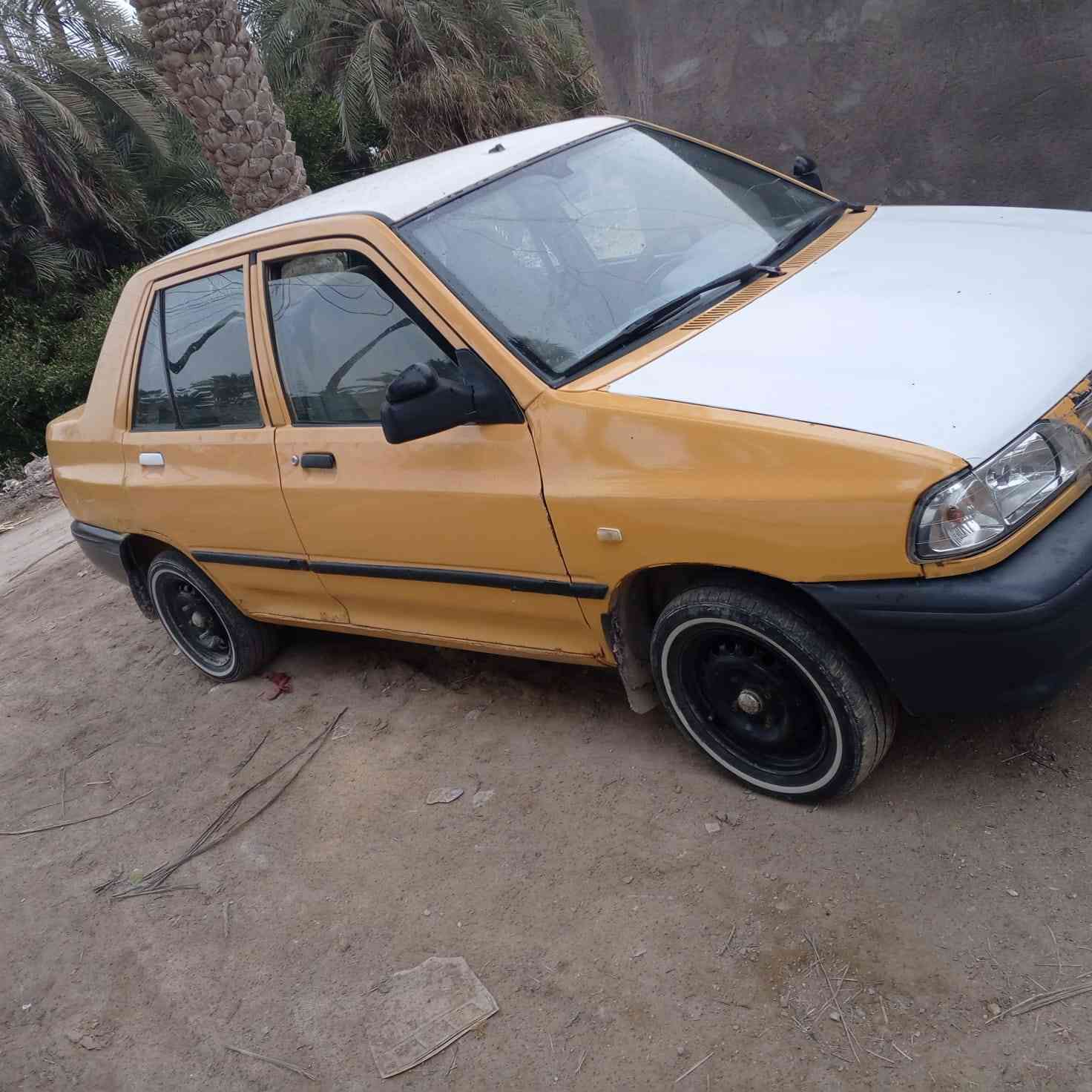 السلام عليكم عندي سايبه موديل ١٥
رقم كربلاء باسمي  مكينه وكير وحداديه جدد سياره حلوه احله من الصوره اريد مراوس ب جيلي 

***********
