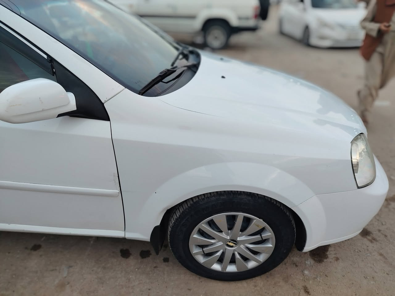 سلام عليكم من رخصة الادمن بيع مستعجل اوبترا موديل 2010 كير عادي سنويه 2028 بدون غرامه مداور ثاني يوم  حادث بجم ماعابر جاملج مبدل وبنيد ورشات صبغ  من الجهه اليمنه السعر 60 قفل تليفون *********** مكان السياره الرميثه قرب المستشفى العام كلشي موضح بالصور والسونار
