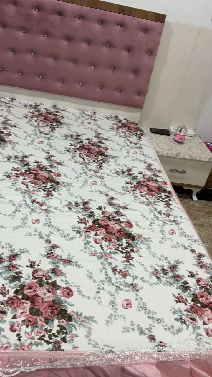 نفرين قياسها 200/180
نضيف ومابيهه لا كسر ولاشي
وحدها سعره 150


**إذا كنت صاحب هذا الإعلان وتريد حذفه لأي سبب، رجاءا أرسل رسالة إلى الدعم الفني**