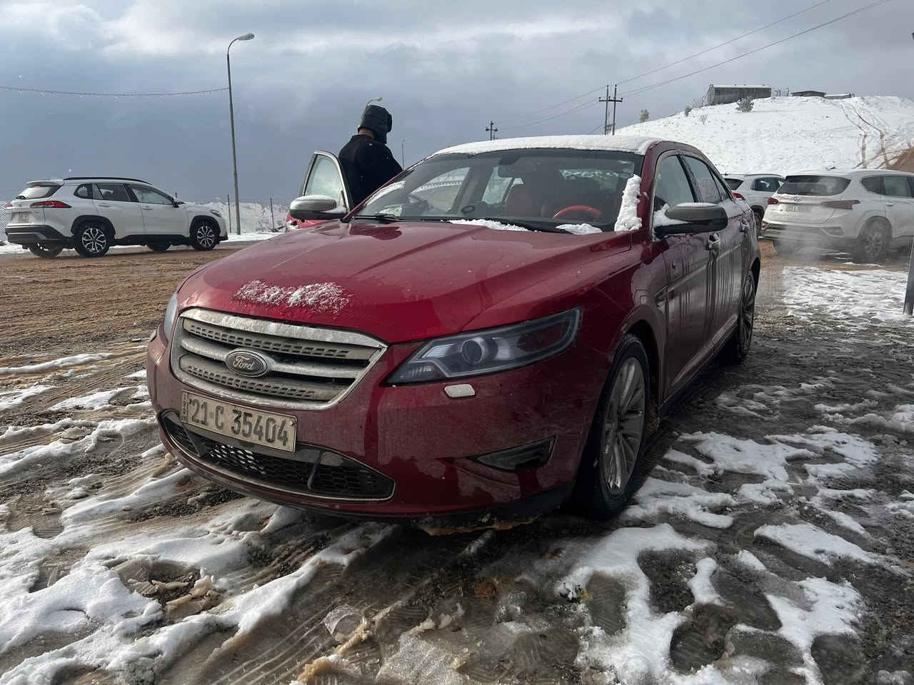 السلام عليكم 
فورد تورس 2012 كفاله فئه لمتدد سيارة جاهزة بدون نقص كير مكينه كهربائيات كفاله 
صدر خلفي أمامي 
تخم تاير 
باتري بلكات نوزلات عبوة فيت بم جديدة ادامه كاملة 
____________________________________________
مواصفات 👇
1_داخل 7الوان
2_كشنات جلد احمر بلاد موشغل العراق 
3_حساسات خلفيه 
4_ويل كب كروم 
5_مري نيكل يدات باب نيكل 
6_سماعات سوني دمام بلادي 
7_دشبول صاج اسود ملكي 
8_خزن ميموري 2كشن كهرباء 
9_شفتات ستيرن 
______________________________
وسيارة رقم سليمانيه الجديد تحويل او وكاله شرط مكاني بغداد الغزاليه سعرها 108 ____‏‪***********‬‏
