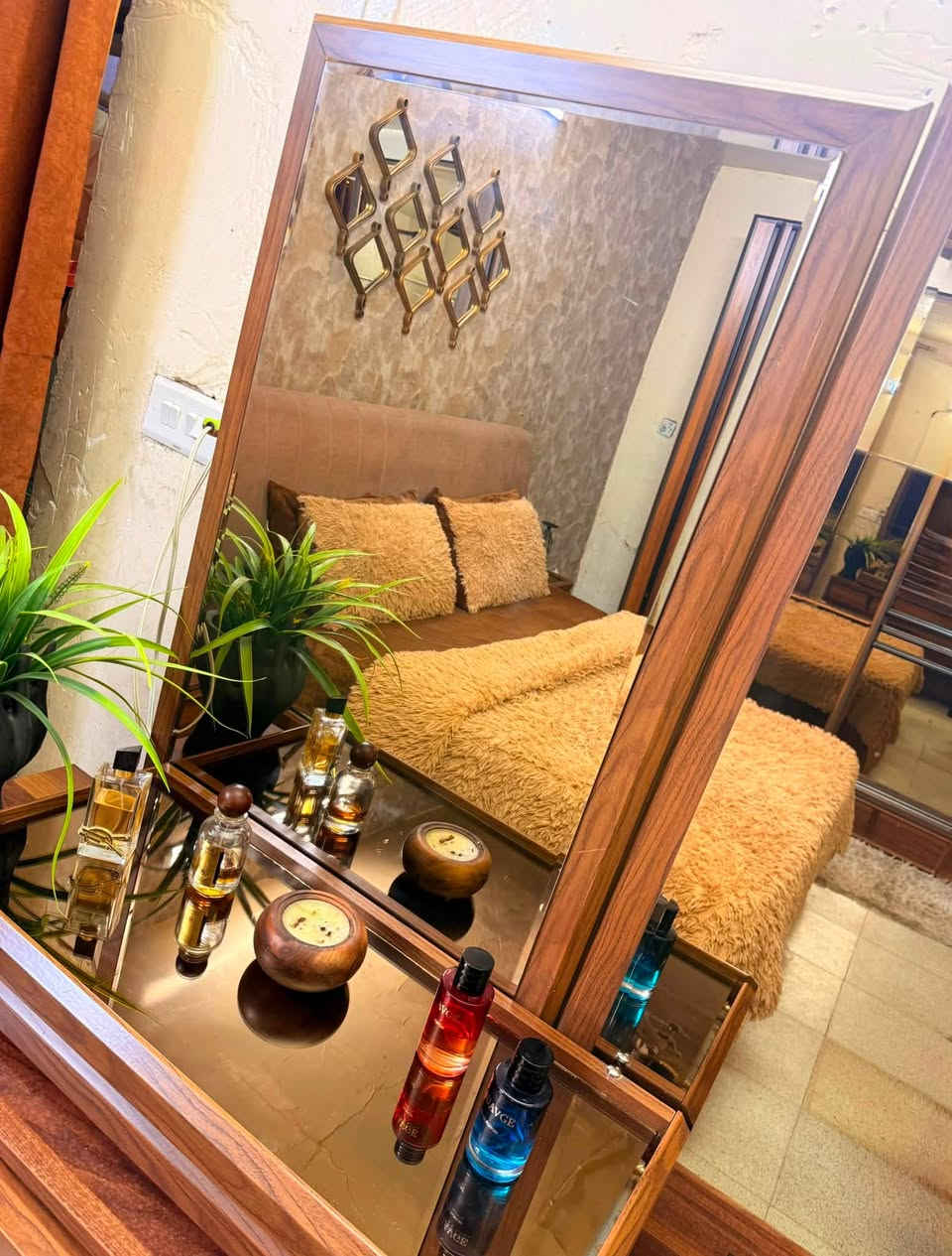 غرفة تركي مودرن مجرات هايدروليك مواصفات عالية سرير صوميا تفصال اي ضرر مابيهه ‭***********‬
