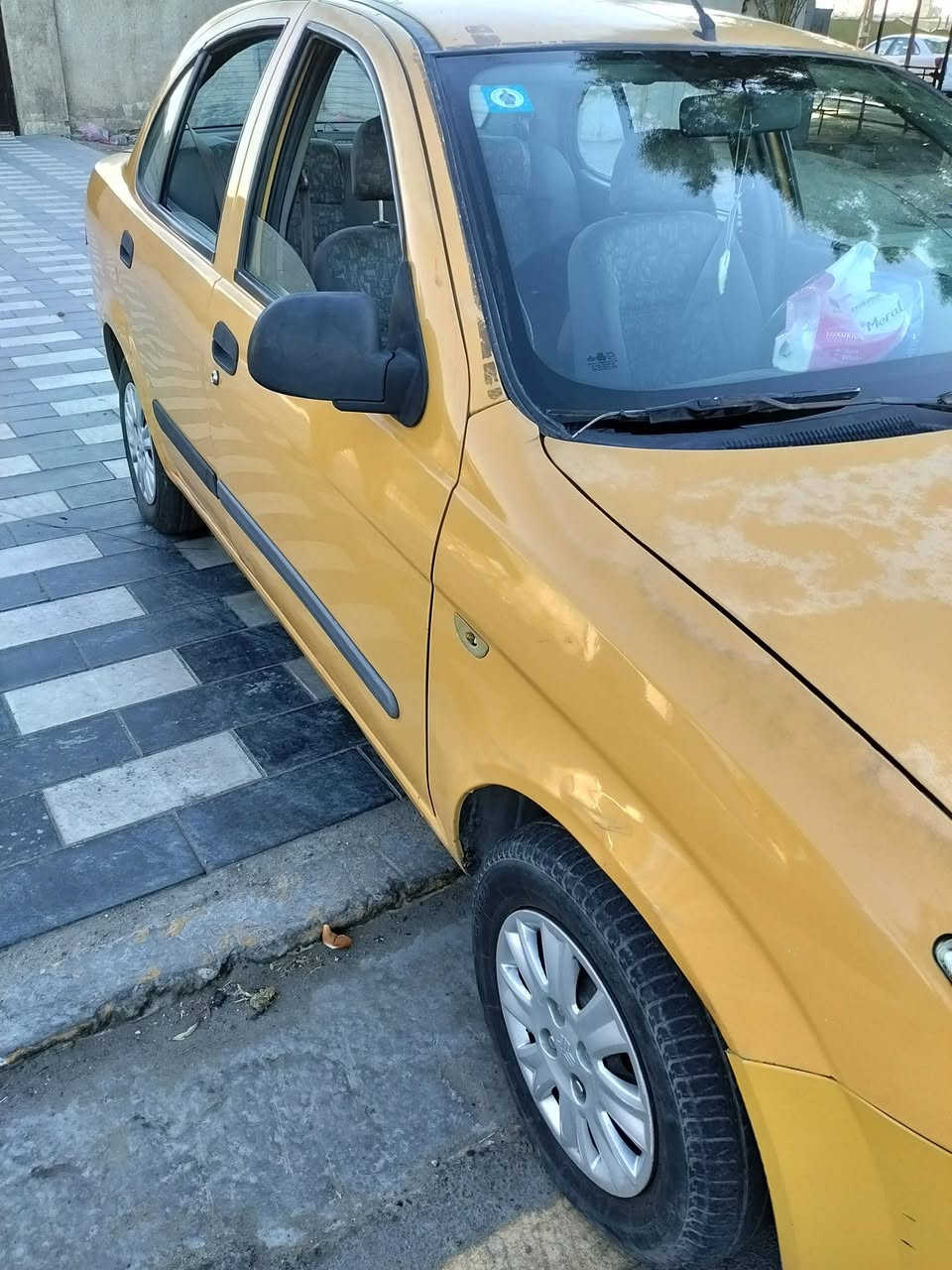 طيبة 2015 بغداد نضيفة صدر وكير جديد والمحرك مستحق والكهربائيات كله شغالة باسمي رقم انكليزي جديد ***********
