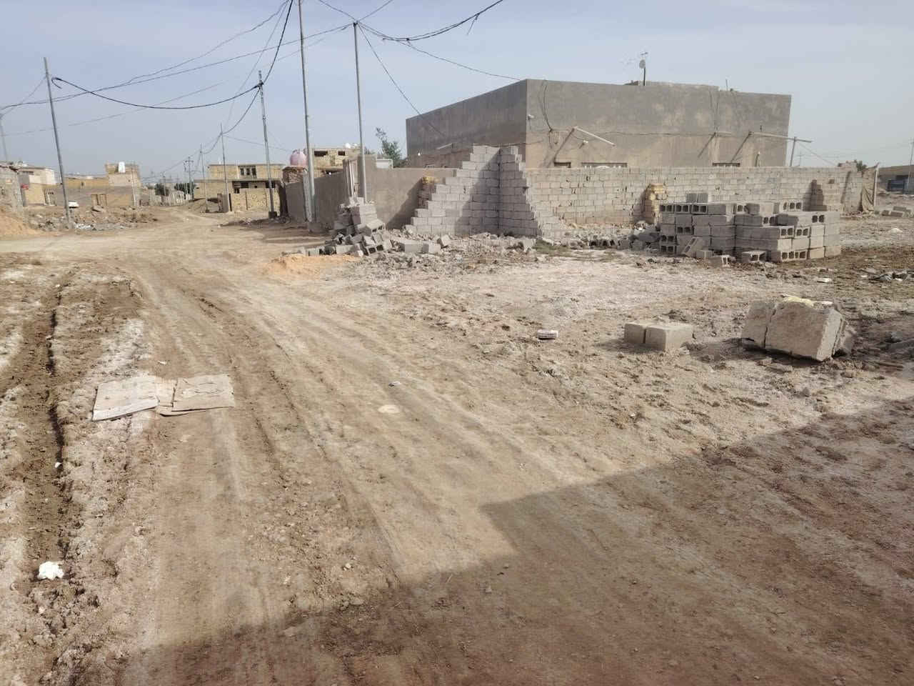 سلام  عليكم
عرصه للبيع في حي المعلمين التوزيع الجديد

 المساحه  ٣٧١

السعر خاص

الاتصال  ***********

مكلف بل  نشر
