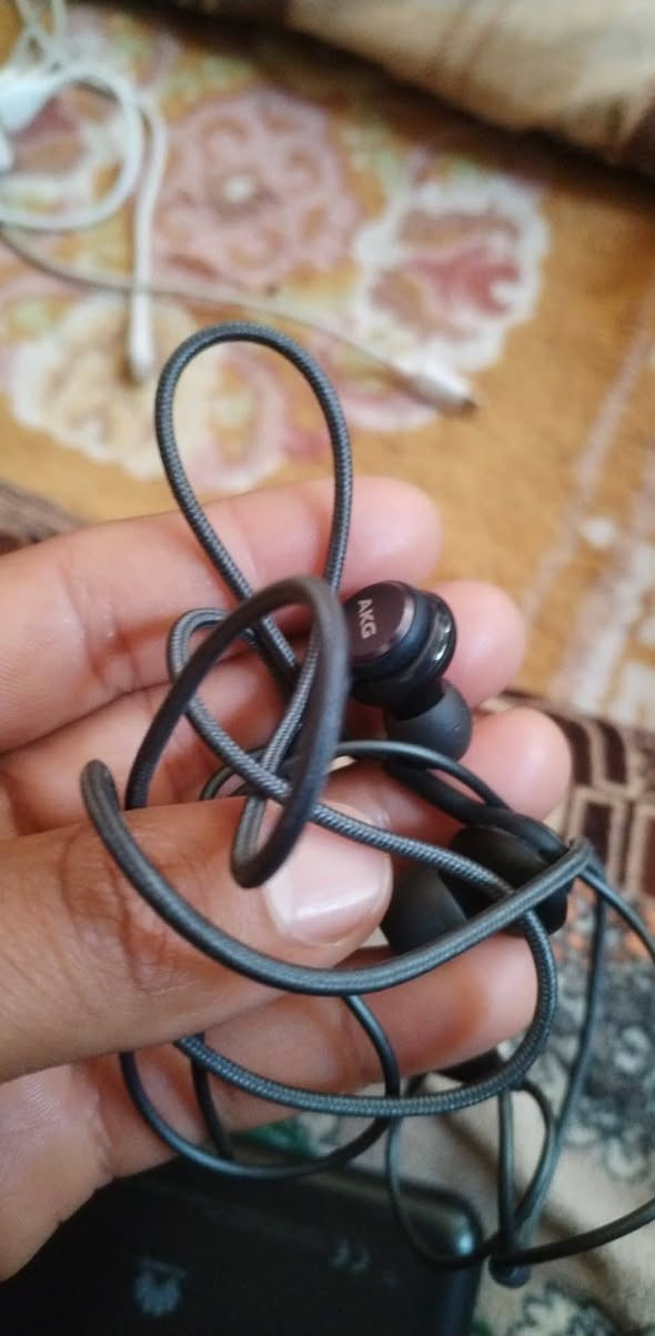 سماعه سامسوك اس ٢٥
سعره بسوك ٣٥ اخت جديده سعر ٢٠الف


**إذا كنت صاحب هذا الإعلان وتريد حذفه لأي سبب، رجاءا أرسل رسالة إلى الدعم الفني**