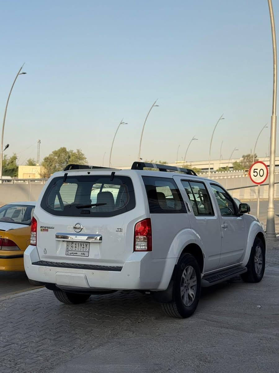 السلام عليكم نيسان باثفايندر خليجي ٢٠١٢ مكفوله كفاله عامه ماشيه ١٢٧ الف السياره جديده بمعنى الكلمه فول مواصفات بصمه فورويل تبريد ٣ قطع رقم بغداد انكليزي بإسمي عارضها ١٣٨ وبيها مجال
***********
