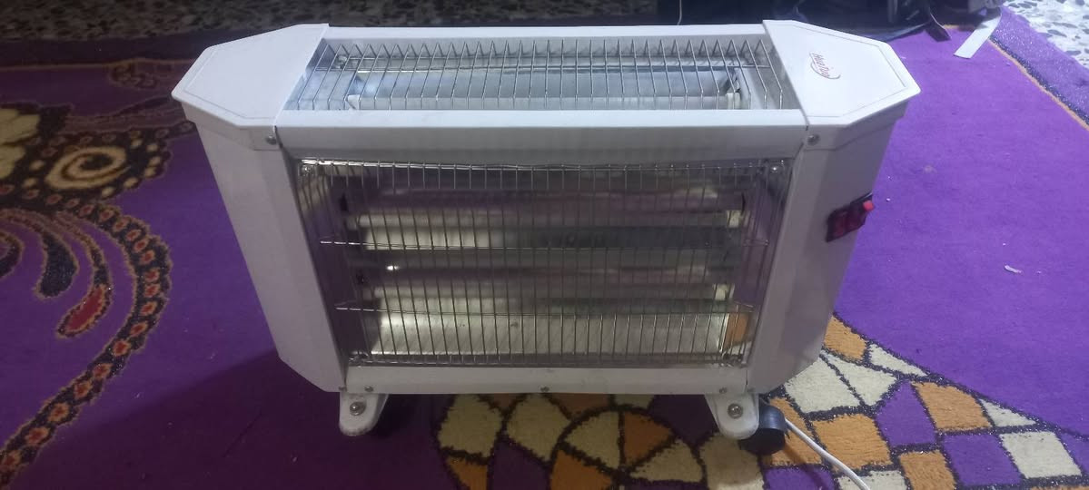 صوبه نفطيه مستعمله للبيع مدينه الصدر سعره 60 وبيه مجال *********** صوبه كهربائية ام خمسه شيشه البيضه سعره20 وبيه مجال صوبه سوده 3شيشه 12 وبيه مجال
