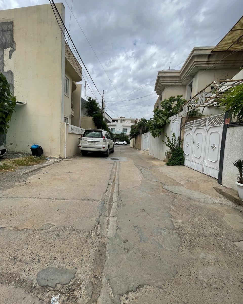 #کۆد #ئێکسپرێس 1109 Express Real Estates 
🏘️ #زەووی #فرۆشتن   لە .#ئیسکان   

🗺️ڕووبەری: 148م  
🔹ڕووی  ئەزمڕ
🔹شەقامی 7

 

📱ژمارەی پەیوەندیکردن

             🔸نەورۆز ***********
 ***********
                      
 📍ناونیشانی نوسینگەی ئێکسپرێس:
ئیسکان - سەروو زانکۆی سلێمانی - نزیک ڕەوزەی سلێمانی

🌏 بۆ بڵاوکردنەوەی مولکەکانتان پەیوەندی بە نوسینگەی ئێکسپرێس بكەن. 

#مولک   #کڕین_فرۆشتن   #سلێمانی
