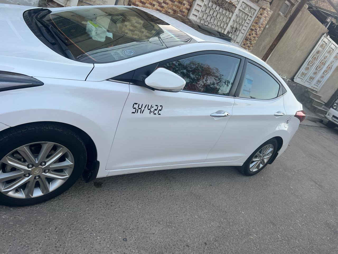 سلام عليكم سياره النترا موديل 2014 فول واحد على واحد بصمه فتحه تحكم استيرن تبريد خلفي مري مكينه 2000 دوش  شفط حساسات اربعه دسك تدفئه بل كشنات مواصفات GLS بسمي ماكان السياره كربلاء الاستفسار ***********
