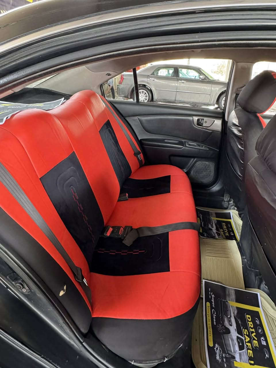 لسلام عليكم ورحمة الله وبركاتهُ

سياره اوبتيما 2009 وارد كوري سنويه نافذه لسنتين فقط بيهه 3 قطع صبغ فقط
مكينه وكير مكفولات حداديه جديد الخلفي الأمامي تخم تاير قبل سبوع نشد
كهربائيات شغاله على اخر حبه اشاير بالمري .. تحكم ستيرن
لايت عالي ناصي مع لد إضافي تبريد مجمده
تدعم نضام ABSمانع الانزلاق سبير الشركه مانازل
السياره بالحقيقة اوضح واحلى من الصور
السعر 107وبيهه مجال
العنوان - الديوانيه -*********** 
اي استفسار تفضل اتصل ومايكون خاطرك الا طيب
