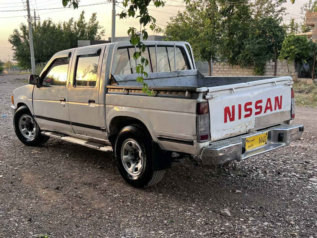 بەناوی خوای گەورە💚
نیسان پیکاپ مۆدێل1988کێڕو مەکینە بیلادی وەرگەڕاونیە بڕاوە نیە پاکو بێکێشە ناوی کامل لۆک سعری20 گەڵاو مەعامەلە
شوێن هەڵەبجەی شەهید*********** حلبجة, السليمانية
