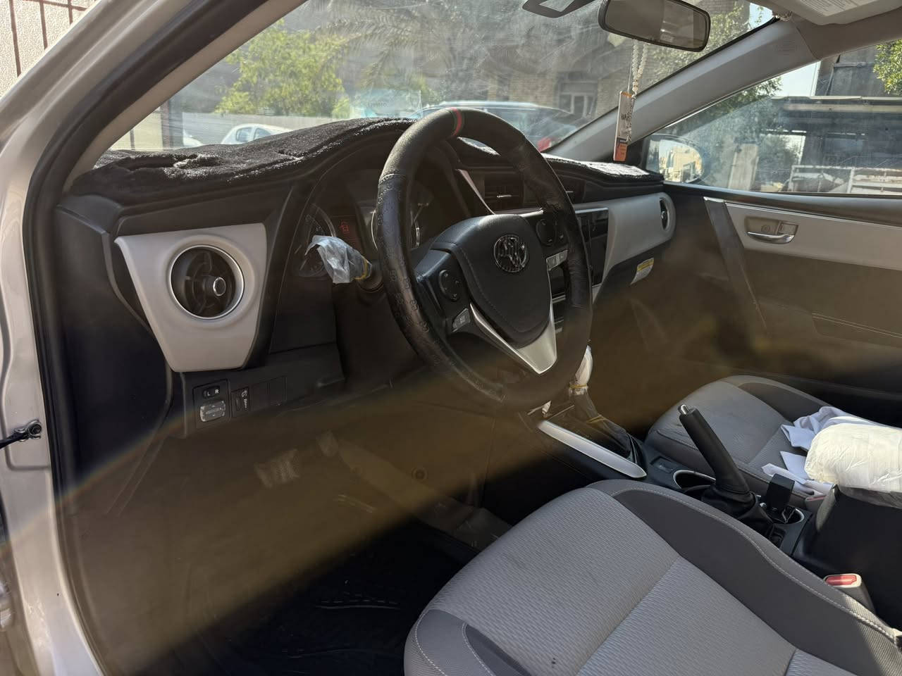 السلام عليكم من رخصة الادمن 

للبيع او المراوس سني النترا سوناتا كورلا فورتي من موديل 20 وفوك 

كورلا 2018 Le ماشية 45 الف رقم ديالى دولي هزة و فحص و رقم جديد كلة قبل شهرين مسويهن حادث قطعة وحدة فقط فقط جاملغ خلفي بدون ايرباك بدون دواخل السيارة وبيها كم قطعة صبغ بدون حادث بدون قطرة معجون فقط صبغ مواصفات ال Le معروفة تبريد بيانو //رادار //تثبيت سرعة //قيادة ذاتية //شاشة //كاميرا وغيرها بعد سيارة حيل حيل نظيفة تخم تاير ياباني جديد صار شهر من شادة صدر جديد جديد مابيها نقص بكد برغي مكاني بغداد للاستفسار اكثر وصور الحادث خاص رايدها 120 وبيها مجال للشراي وبالخدمة او اتصال او واتساب ***********//***********
