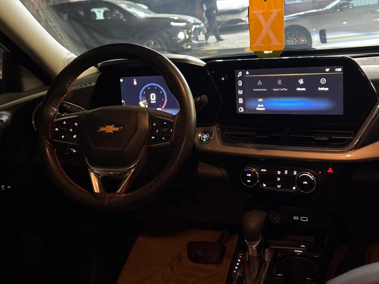 السلام عليكم
شيفرولية تراكس 2025

ماشية 18 الف ميل

السياره فول مواصفات 

•رادار امامي

•تحديد مسار

•حساسات فول

•رادار جوانب

•تدفئة كشنات

•شاشة كبيره + عدادات دجيتل

وبعد خير من الله مواصفات معروفة فئة LT

وسياره اقتصاديه وحلوه بصرفية بانزين تفويلة تمشي 500 كيلو

تاخذ بانزين عادي ومحسن طبيعي مكينتها 1.2 تيربو 3 سلندر

حادثها دعاميه وشويه البنيد ونفسه راجع بارد بدون صبغ 

السعر 168 وبيها مجال بسيط

تفاصيل اكثر الاتصال واتساب 

***********

مكان السيارة النجف الاشرف
