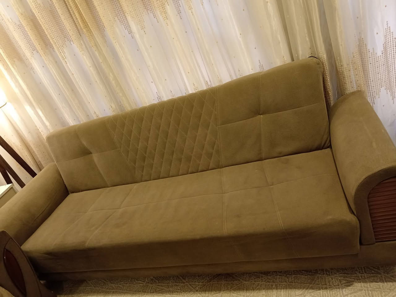 تخم قنفات تركي ماركه نظيف جدآ ٧ مقاعد هيكل حديد سبرنك ظهر والمقعد وطبله وسطيه للبيع
تخم ب٣٥٠ بي مجال
طبله ب٥٠ بي مجال
للاستفسار الاتصال بالرقم ***********
