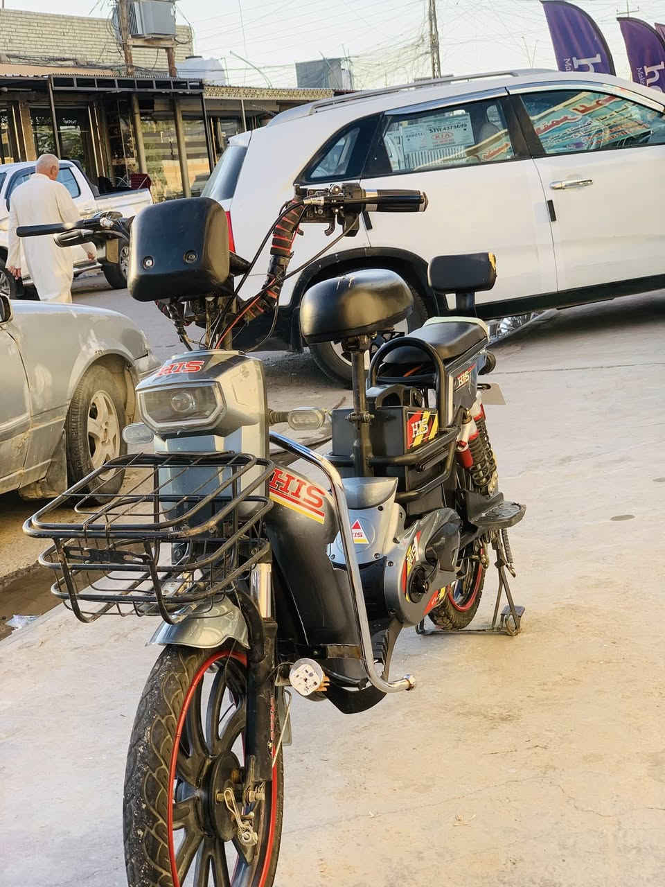 دراجه شحن نضافه مثل ما تشوف بطاريات عل فحص وأربعه كير الكهربا كله شغال ً/السعر🔓300 الرقم ***********
