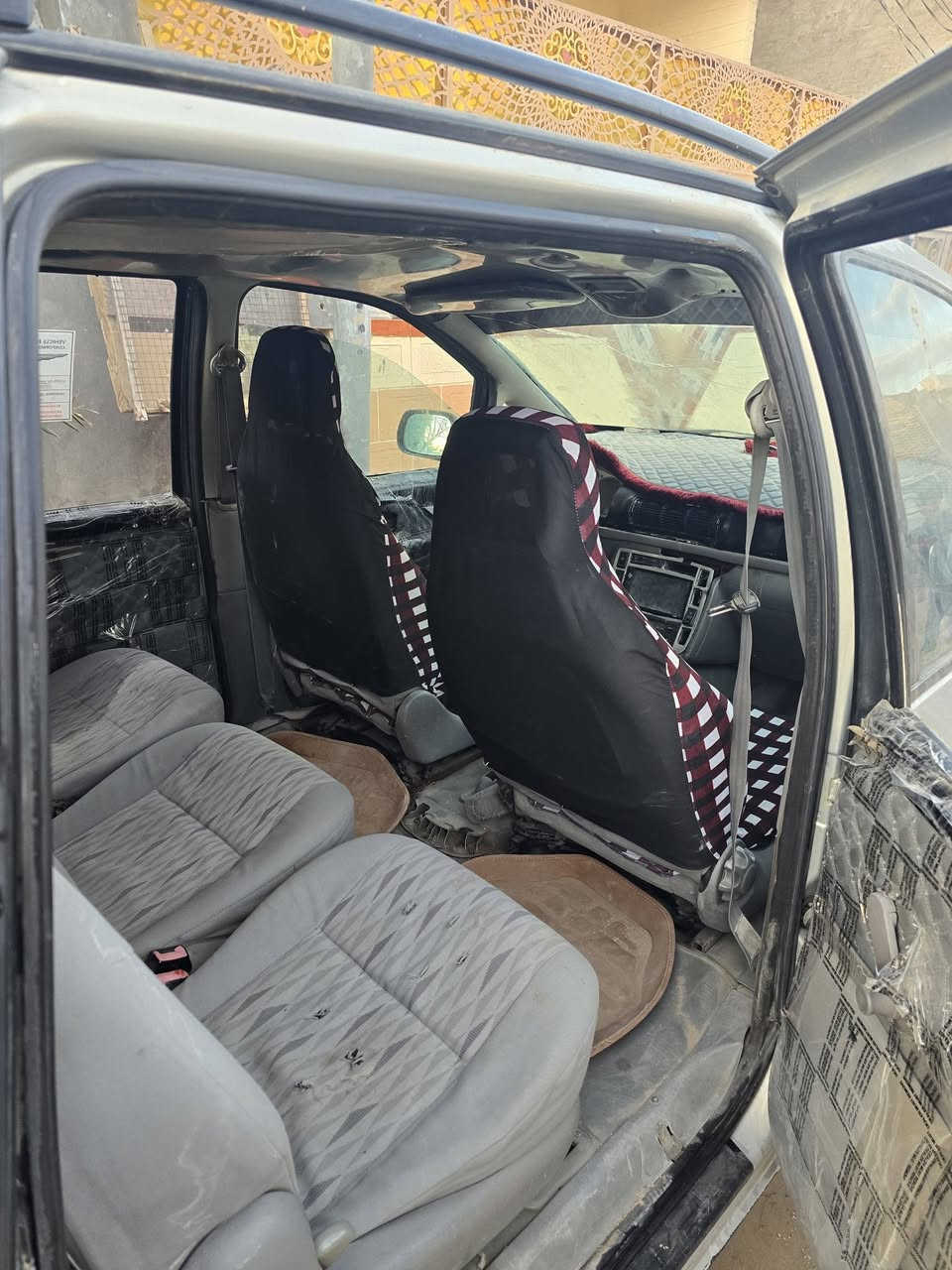 سلام عليكم سياره للبيع موديل 2003
محرك كامري اوتمتيك السياره عايزه نواقص شي قليل 
مكانه نجف بدونه راعي مكفواله عن السرقه عن اي شي 
رقم المبايل/+9647800713692
السعر 23بيه مجال
