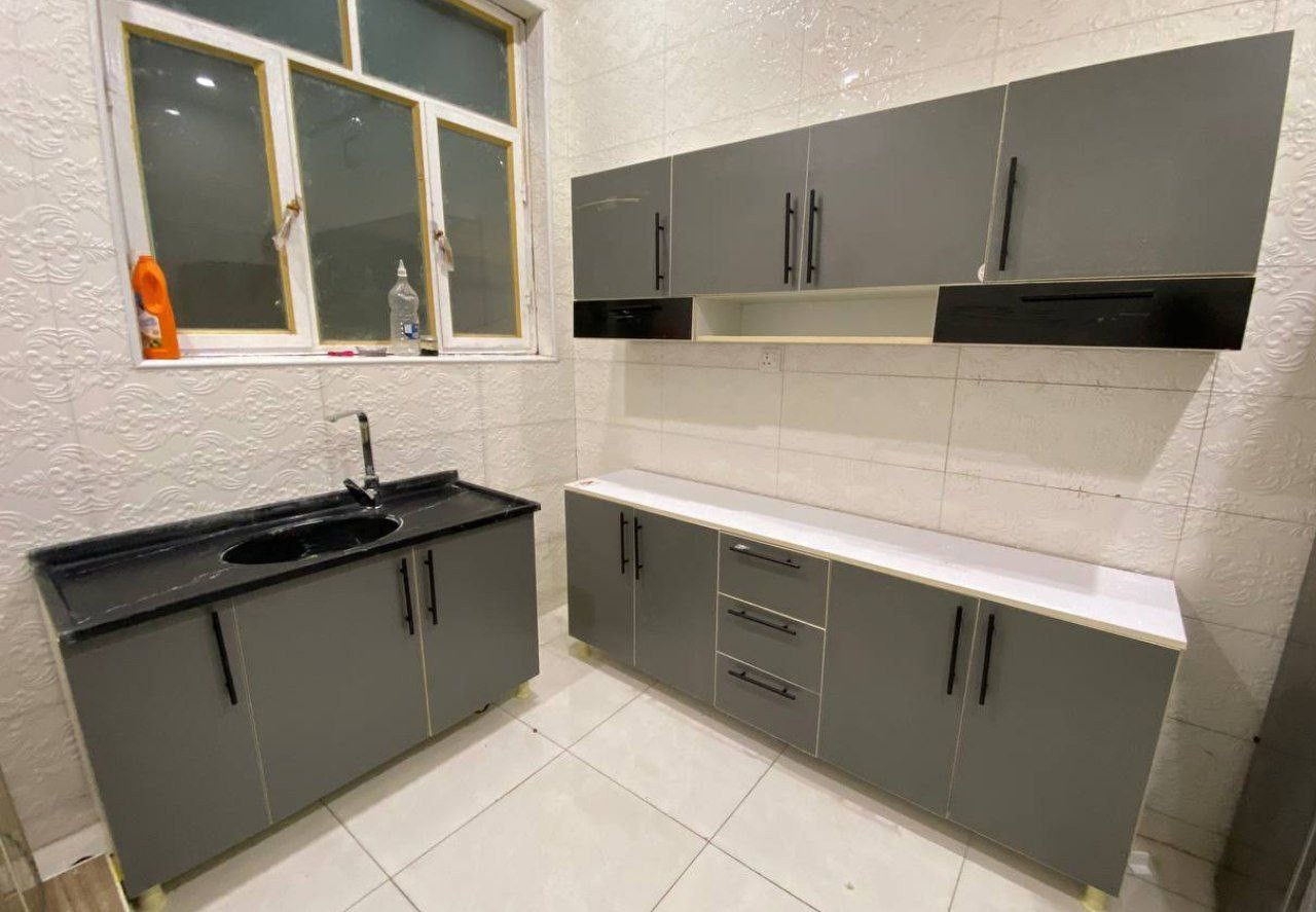 #خشب تركي mdf
السعر_315_الف
القياس مترين ارضي مع جرارات 
ملحق مترين 
سنك متر و20 مرمر


**إذا كنت صاحب هذا الإعلان وتريد حذفه لأي سبب، رجاءا أرسل رسالة إلى الدعم الفني**