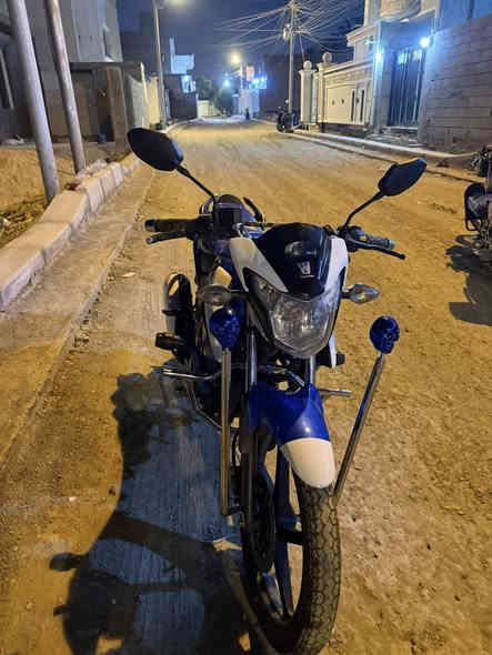 سلام عليكم متاح 
هاوجي موديل 21 مسجل كامل تحويل ثاني يوم 
السعر 16 ونص وبي مجال 
***********
