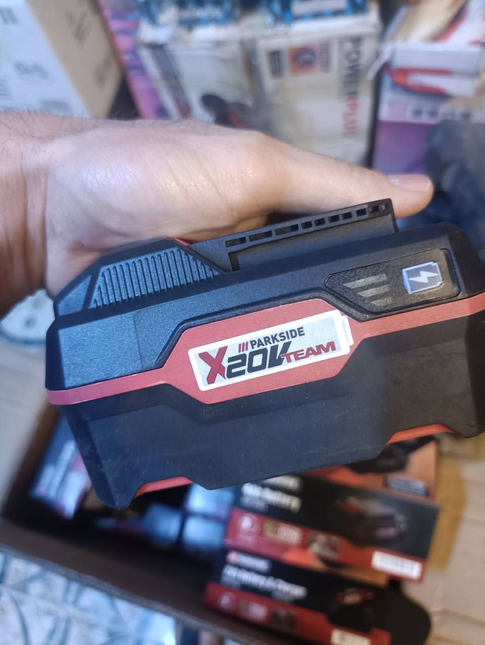 تتوفر بطاريات بارك سايد 4 امبير و 2 امبير اصلي جديد إنتاج 25 شهر 11


**إذا كنت صاحب هذا الإعلان وتريد حذفه لأي سبب، رجاءا أرسل رسالة إلى الدعم الفني**