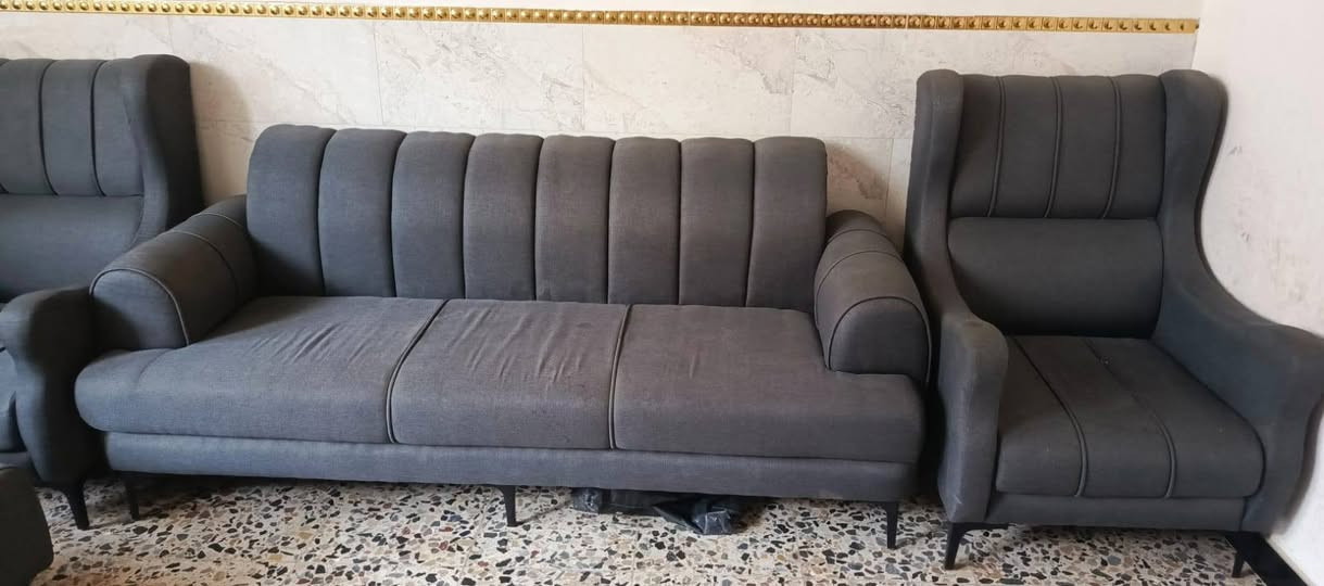 السلام عليكم تخم البيع مستعمل شي قليل 7 مقاعد السعر 425 المكان حي اور تواصل وتساب أو اتصل فقط


**إذا كنت صاحب هذا الإعلان وتريد حذفه لأي سبب، رجاءا أرسل رسالة إلى الدعم الفني**