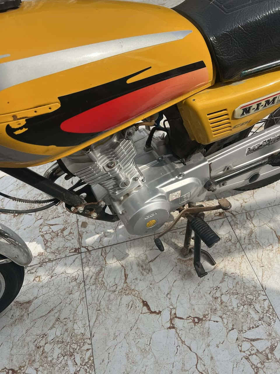 سلام عليكم دراجه البيع موديل 2023 بيها خيط دخان باب ثاني بس وصل سعر 600 وبيها مجال قليل رقمي ***********
