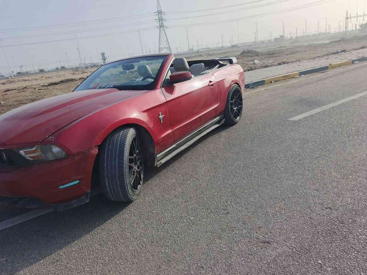 سلام عليكم موستنك كشف ادوات  مديل ٢٠١٠  بدون كص متومه طبق الصل شرط رقم وسنويه طالع من مرور اربيل كير مكينه البدي كلش حلوات الكشف شغال تخم تاير قياس ٢٠ حداده نص عمر  دواخل بل كارتون مابيه كل نقص فقط شي بصيط غسلته من جوه ول والكيلو متر بقه يعلك  
بيع او مراوس مكاني بصره سعر ٤٨ وبيه مجال 
***********
