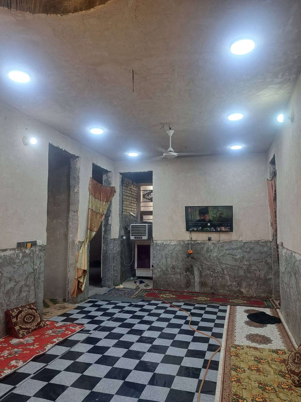 دار البيع ٢٠٠ متر خدمات كمله طابو زراعي تحويل سهم طوريج حي سلام خلف مدرسه بليبيج ستفسار ***********
