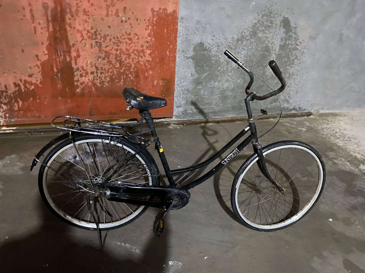 السلام عليكم للبيع بايسكل حاوية نظيف  موديل 18 موضح بالفيديو شركة سانتوست البايسكل كدامكم نظافتة
السعر: 70 وبي مجال للشراي 
مستعجل ؏ بيعتة كلشش 
مكاني صويرة حي الاسرى


**إذا كنت صاحب هذا الإعلان وتريد حذفه لأي سبب، رجاءا أرسل رسالة إلى الدعم الفني**