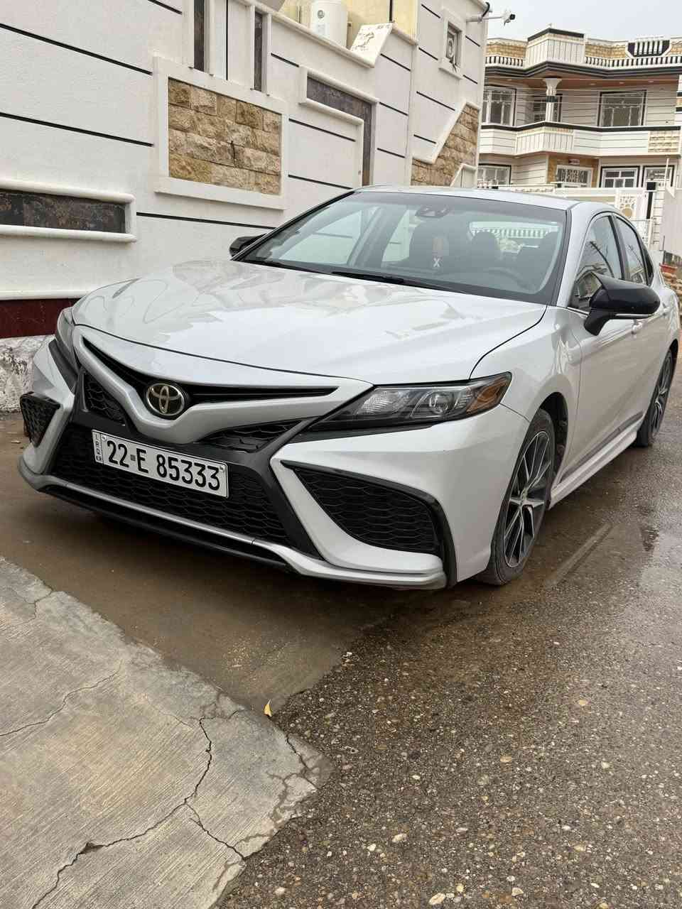 السلام عليكم 
كامري 2022 
فئه se بلاص 
بصمه 
رقم اربيل مميز
لون إسمنتي مميز 
ماشيه 39 الف 
حادثها حافه البنيد فقط بدون دواخل 
بدون ايرباك 
سعرها 210 
***********
***********
