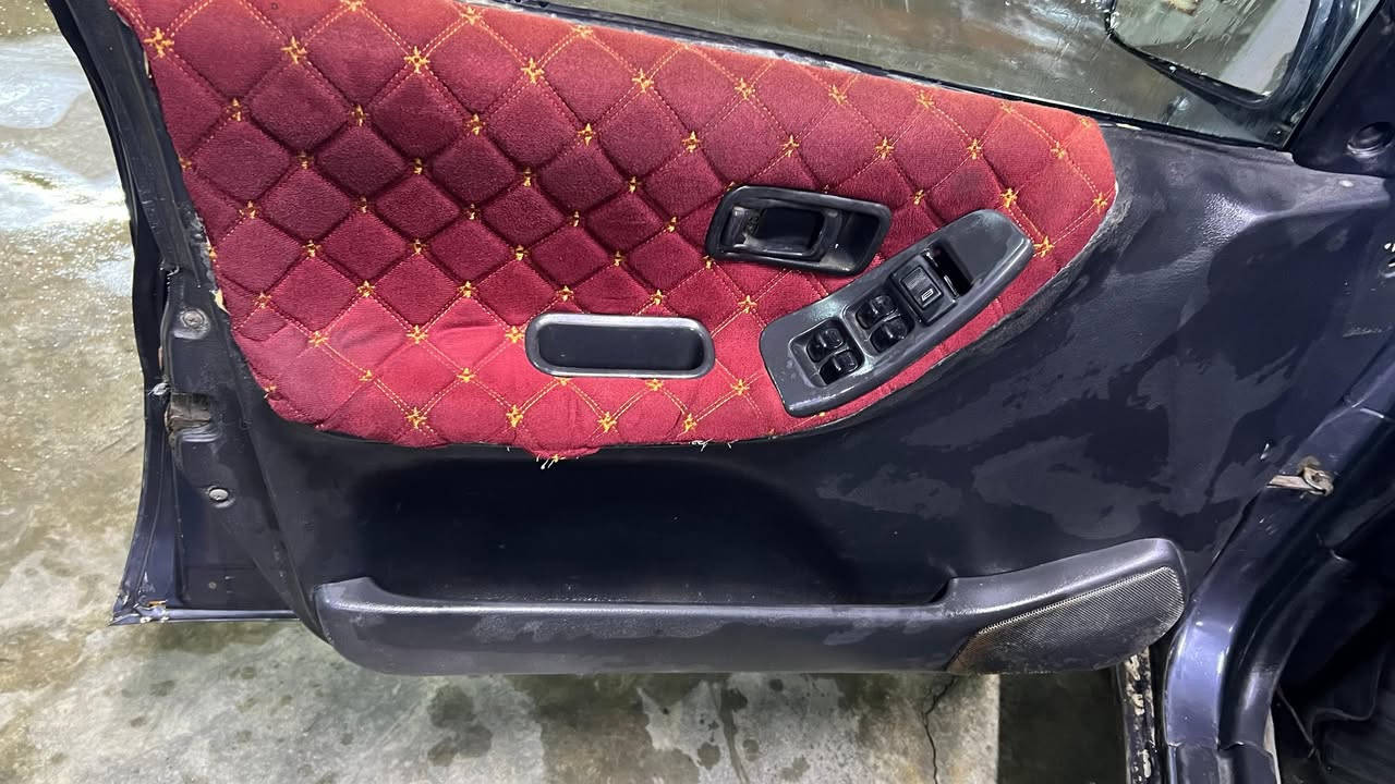 ⭕️نيسان سني رقم فحص نينوى

⭕️كير عادي 

⭕️جنطة وسبير 

⭕️محرك 16 شرط نشاط فول ومكفول 

⭕️كير شرط 

⭕️تدفئة شغالة 

⭕️صدر جيد جدا 

⭕️ تواير جدد

⭕️ خارج نضيف مثل ما موضح بالصور 

⭕️كهربائيات كلها شغالة ( اضائة عالي ناصي ، اشارات ، دبل اشارة ) 

⭕️دوشمة كشنات جديدة وتغليف ارضية وبطاين الابواب 

⭕️السيارة مسجلة وراعيها موجود ويحول وعندي وكالة جديدة ام الباركود باسم جاري وهم يحول يعني اصولية ومكفولة 

⭕️رقم 
***********
