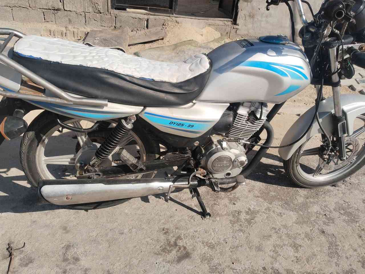 سلام عليكم دايون كلك مكفوله 550وبيهه مجال.  ***********
