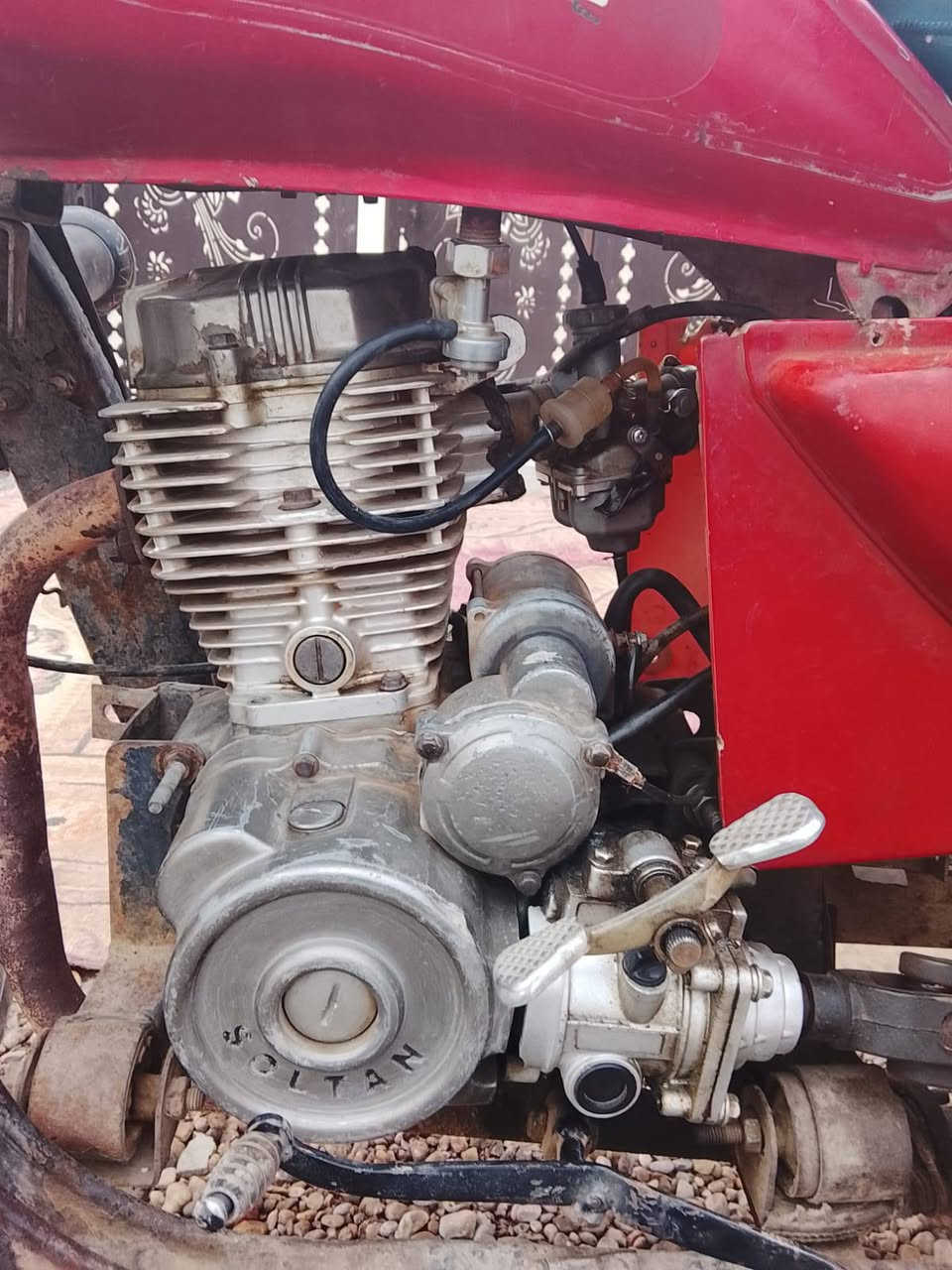 ستوته للبيع اوراق اصوليه سعرها 900وبيه مجال شراي يتص
***********
