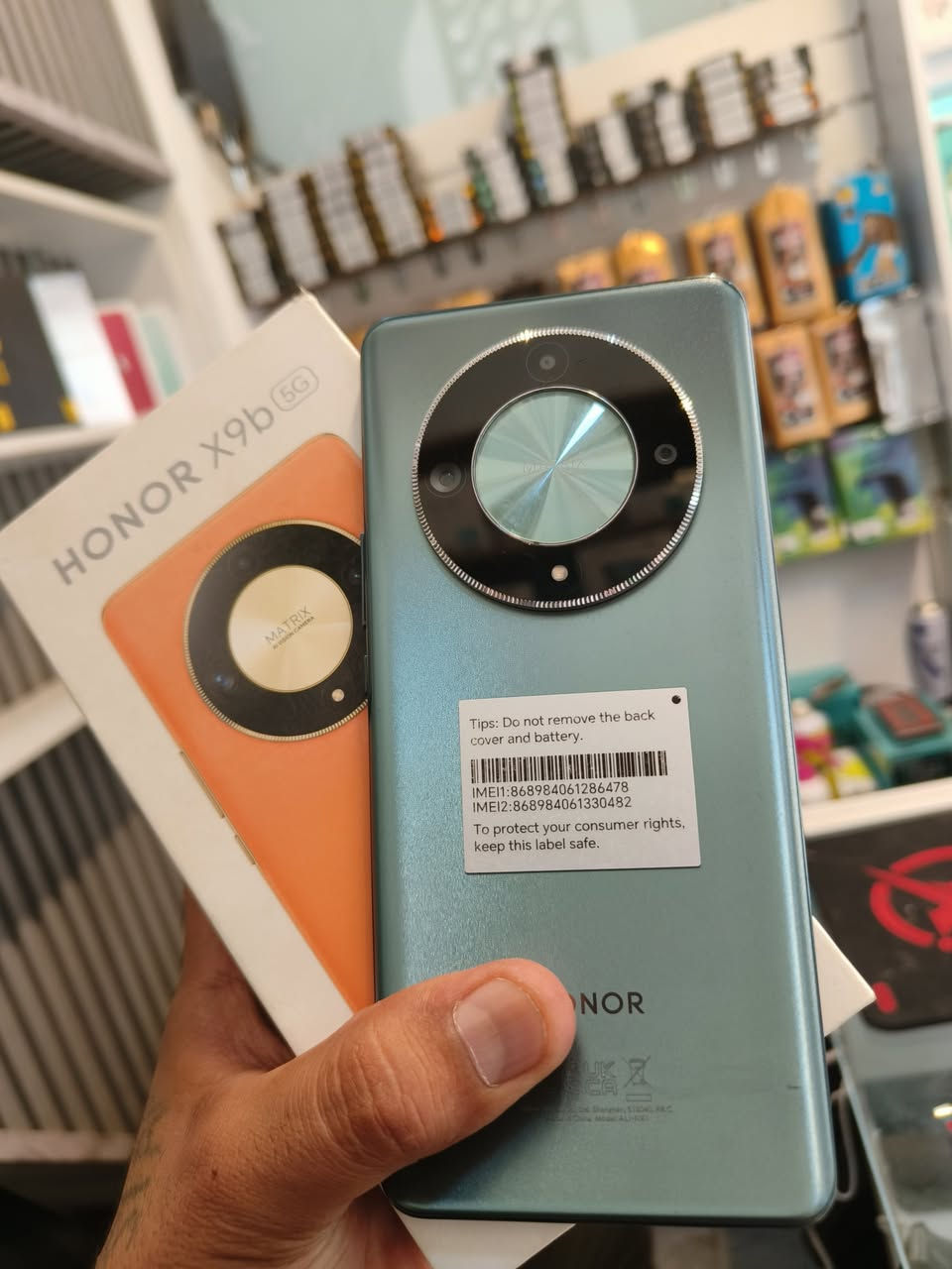 📱 للبيع | هونر X9b 📱

✨ مستخدم نظافة 97% 

💾 ذاكرة 256GB 🚀 رام 12GB 

🎁 مع كامل الملحقات الأصلية

🔥 شاشة AMOLED بحجم 6.78 إنج وتردد 120Hz 📸 كاميرا رئيسية 108MP 🔋 بطارية 5800mAh تدوم لفترة طويلة ⚡ شحن سريع 35 واط 

الجهاز مرتب وجاهز للاستخدام، مناسب للألعاب والتطبيقات الثقيلة والاستخدام اليومي.

📍 العنوان: الديوانية غماس السوق شارع المصرف قرب صيدلية دار الحكمة

📞 ***********

📩 للحجز والاستفسار راسل الصفحة أو اتصل مباشرة.
