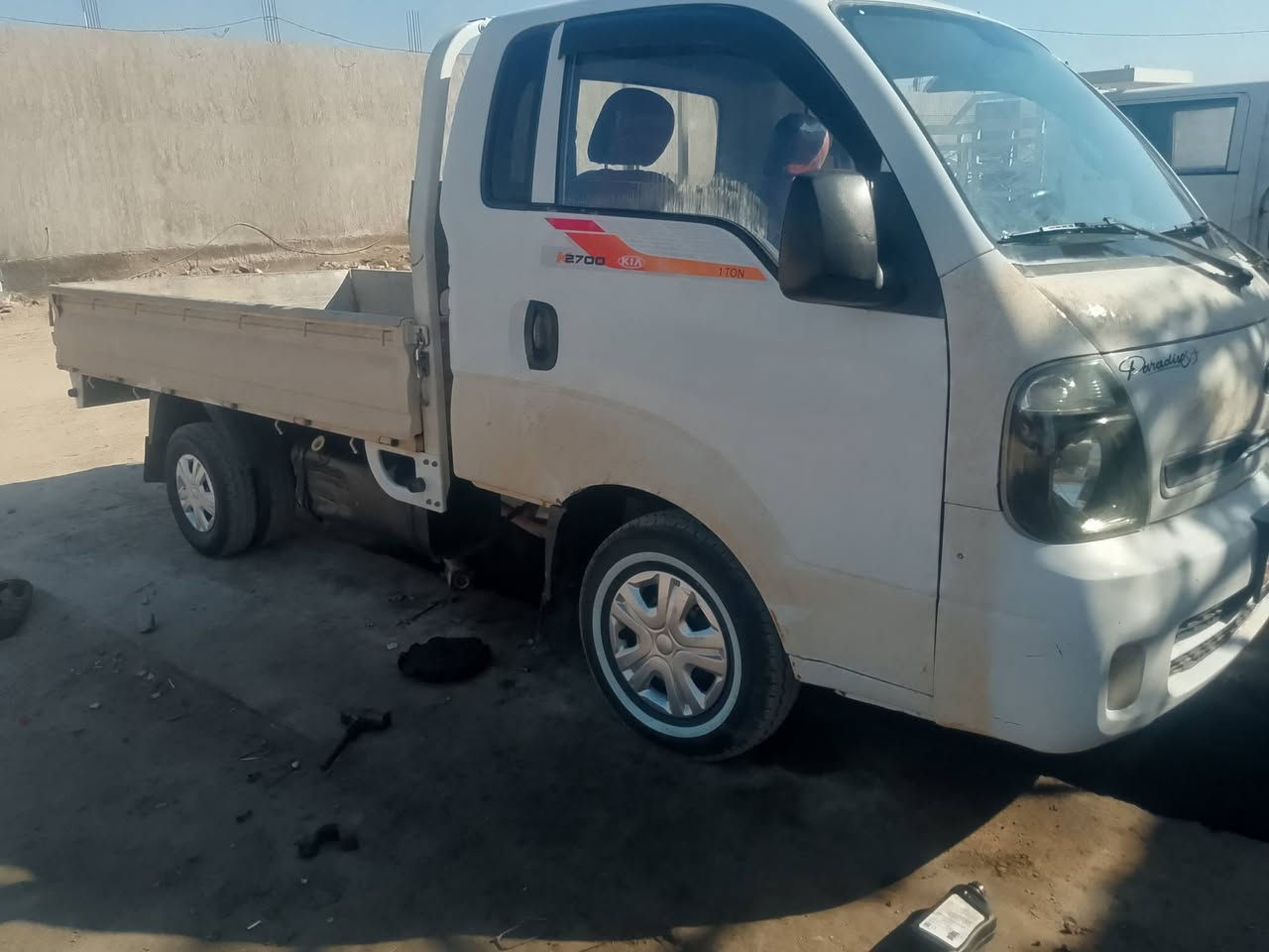 كيه 2014 رقم بابل جديده تخم تاير باتري جديد محرك جديد  بيه قاصرين فقط وكاله السعر 85 قفل رقمي ***********
