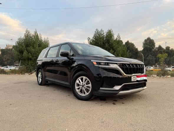 اللهم صلى ع محمد وال محمد 💯 
السلام عليكم 
كيا كرنفال للبيع 2024 وارد امريكي 
سيارة رقم بغداد انكليزي باسمي تحويل مباشرةً 

مواصفات السيارة 
بصمة 4 ابواب 
حساسات امامية 
حساسات خلفية 
رادار امامي 
رادار خلفي 
رادا جانبي 
نقطة عمياء 
سايد بريك بصمة
كشنات جلد لون عسلي 
شاشة كبيرة تدعم كاربلي 
منافذ شحن USB
لايت LED 
مانع انزلاق 
تشغيل واطفاء الحساسات 
كامرة خلفية عدد 2 
تحكمات استيرن جهتين
سياقة ذاتية 
تحديد مسار 
باب خلفي كهربائي
كشنات كهربائية 
7 راكب
ويلكب 17 
اشاير بالمري 
سيارة جاهزة مابيه نقص ان شاء الله 

سيارة وارد امريكي حادثها جاملغ خلفي وشويه من الصندوق الخلفي وكلهم راجعين ع بارد بدون صبغ وبيها تعديل بداية خشم الشاصي الخلفي الايسر 
وشوية من حوض الصندوق غير هيج 
مابيها شي كفالة عامة من دعامية للدعامية 

صور الحادث مرفقة مع المنشور 

سيارة مكانها بغداد _الحبيبية
***********
كل تفاصيل السيارة ذكرتها الكم فوك
