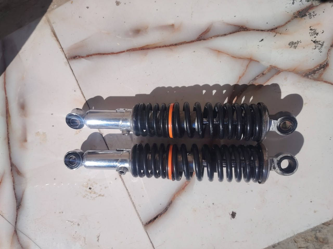 مكاني كوت وياله زوجهن ب40قفل ودبلات امامي ب20قفل ودبلات خلفي ب10مكاني كوت


**إذا كنت صاحب هذا الإعلان وتريد حذفه لأي سبب، رجاءا أرسل رسالة إلى الدعم الفني**