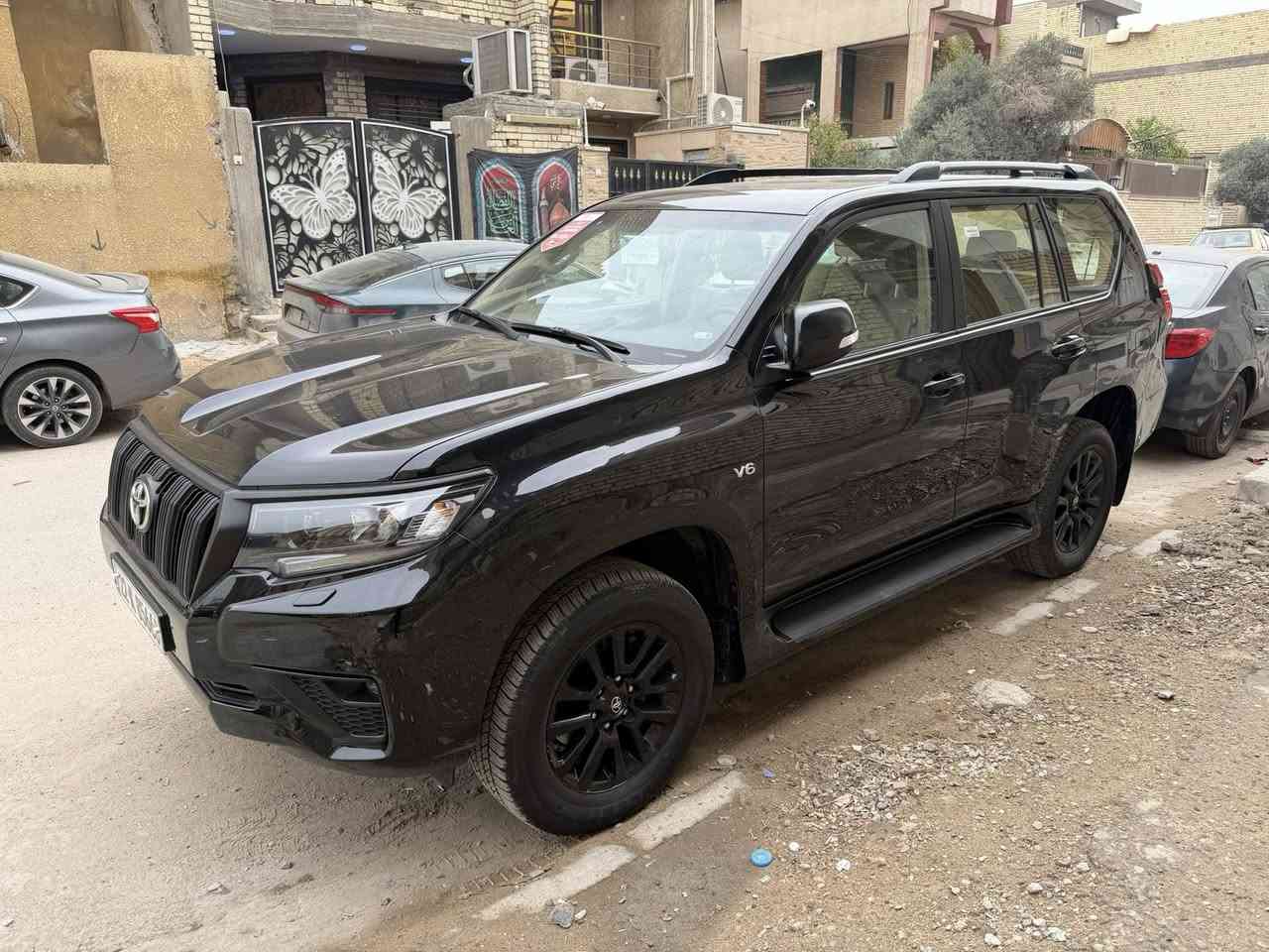 برادو 2023 رقم اربيل باسمي
فئه TX.S دبل تانكي خليجي ضمان شركه ساز

ماشيه 29 الف 

بصمه + بصمه أبواب 
تشغيل عن بعد 
فتحه سقف سلايت
زراك لايت 
حساسات 
ثلاجه 
فور ويل 
كشنات كهرباء
كشنات جلد 
شاشه كامره  
و بعد بيها مواصفات 

*بعدها بلضمان السياره 

***********

مكان السياره بغداد / حي جميله
