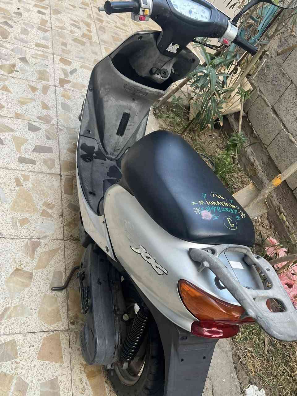 سلام عليكم دراجه عصفوري كلشي شغال بيه نكره سلف مكينه ناعمه مامفتوحه امراوس  دراجه شحن R7 بصره ابو الخصيب ***********
