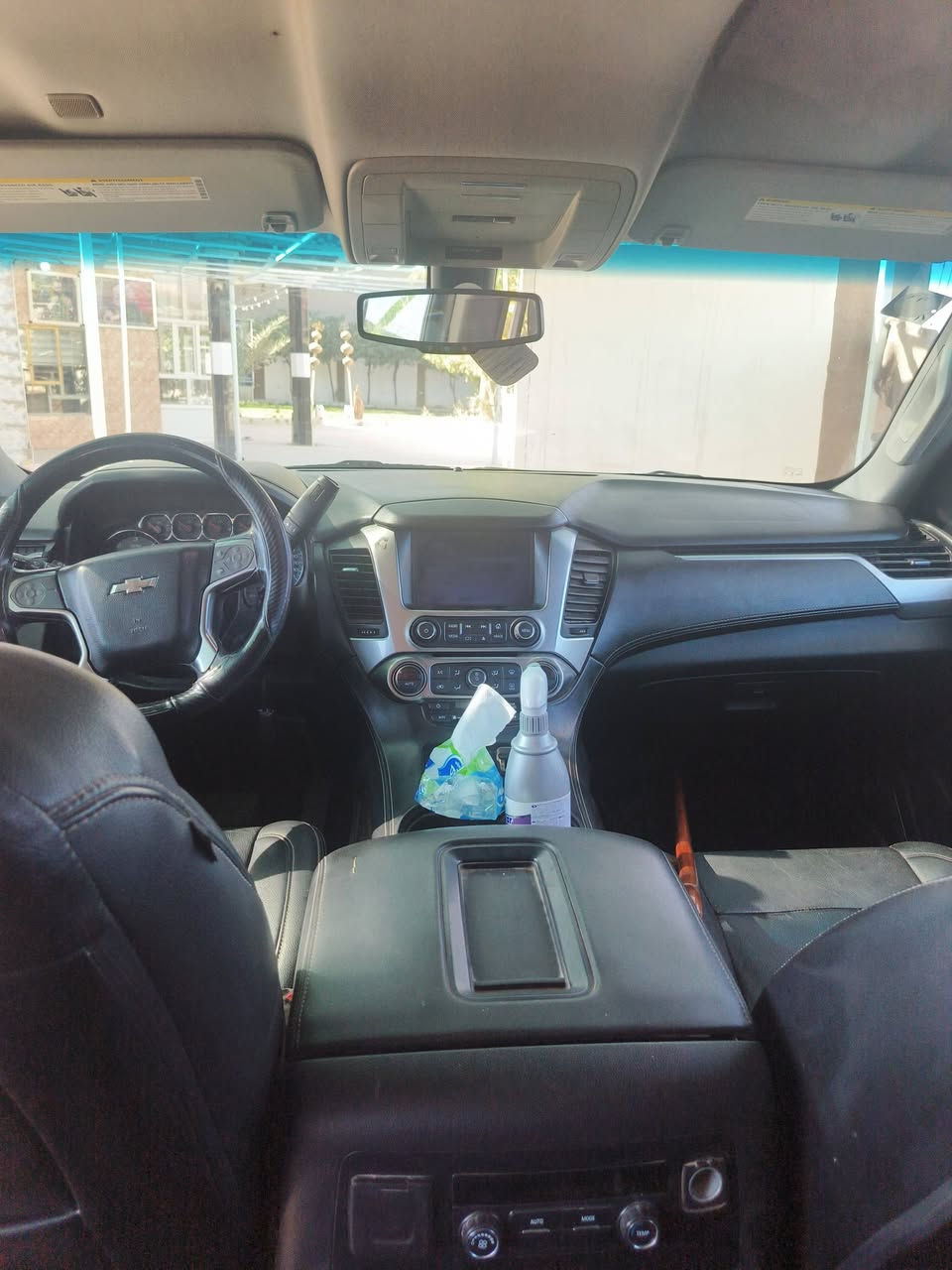 السلام عليكم
موديل 18وارد أمريكي
بيها جاملغ الأمامي صبغ أثر شخوط
السعر 340 وبيها مجال 
رقم الهاتف***********
