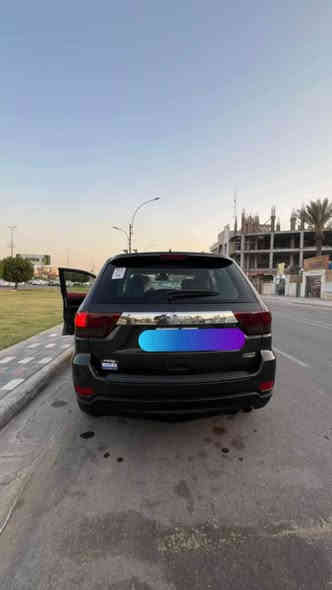 السلام عليكم   جيب
موديل 2011 رقم بغداد الدولي السيارة بيها 5قطع

  لموصفات 

بصمه تشغيل 

بصمه ابواب        

شاشه  

كامره 

كشنات جلد 

كشنات كهرباء 

قطعتين تبريد 

مكينه ٦ سلندر 

تحكم ستيرن جهتين 

مانع انزلاق

سيارة بأسمي 

السعر 135

 للستفسار. 

***********
