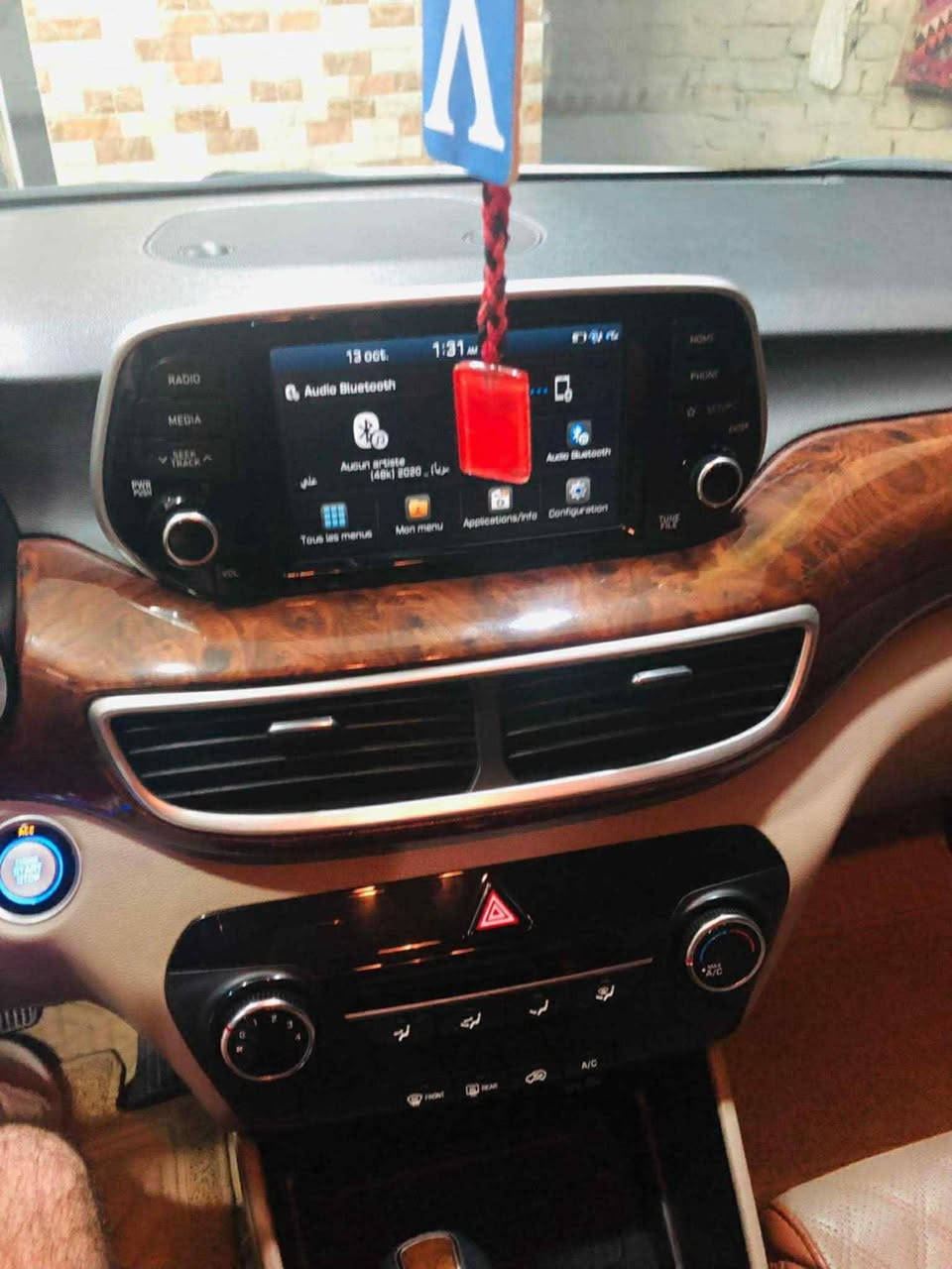 توسان 2019 خليجي وكالة الكاصد رقم بغداد مشروع وطني فول مواصفات عده البنوراما
مكفولة عده مكان بارد صغير بلباب 
ماشية 98 الف 
رقمي *********** 
مكان السيارة ديالى
١٩٩ وبيه مجال
