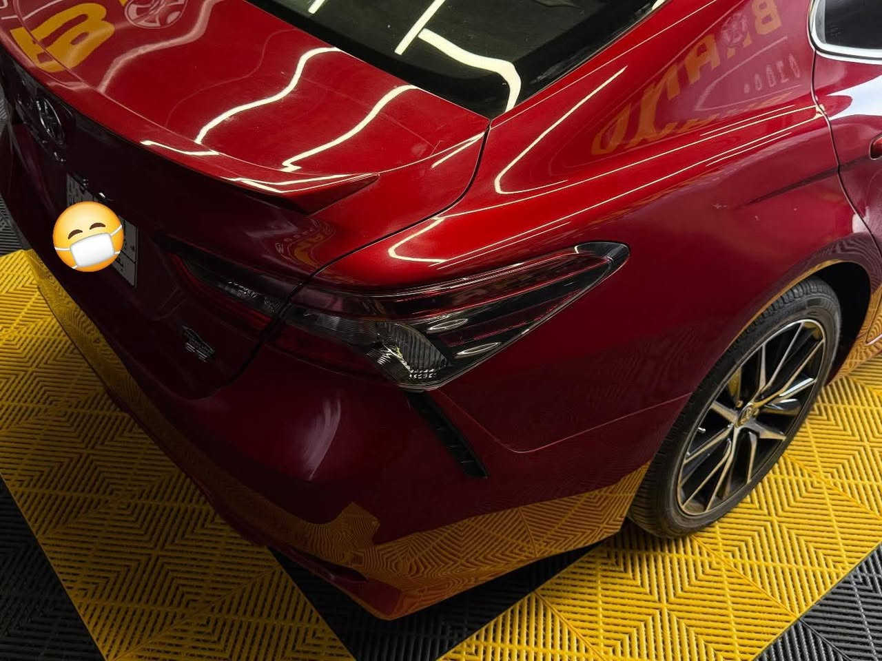 السلام عليكم. تويوتا كامري رقم بغداد باسمي الموديل ٢٠٢١ SE ماشية ٥٥ ميل حادث جدا بسيط جاملغ بنيد  كما موضح بالصور صبغ ثلاث قطع مع بارد جدا بسيط ايرباك ستيرن فقط وراجع سليم مكاني كربلاء السعر ١٩٥$ وبيها مجال قليل للشراي بيع فقط موبايل ***********
