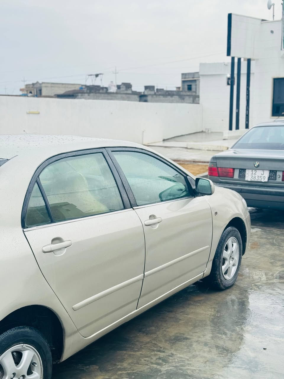 السلام عليكم كورلا بكاشيو ادوات للبيع محرك 18 كير شرط صدر شرط سيارة جاهزه ماتصرف ربع عليها السعر 42 بيها مجال شي بسيط قير متواجد على الفيس تصل وتدلل ***********
