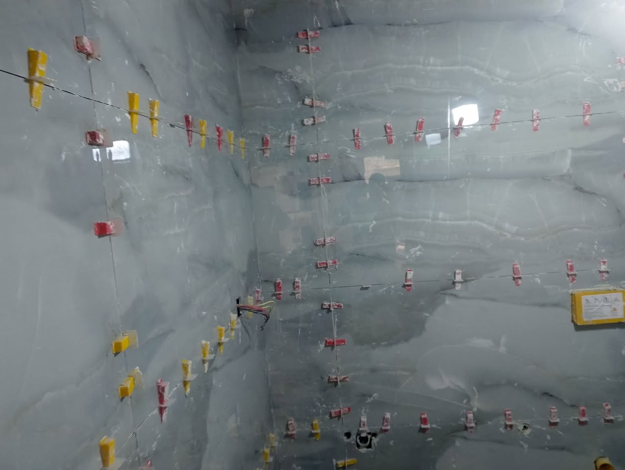 خلفة سيراميك بورسلين كاشى مرمر بايات شغل تسليم هندسى درجه اولي ***********
