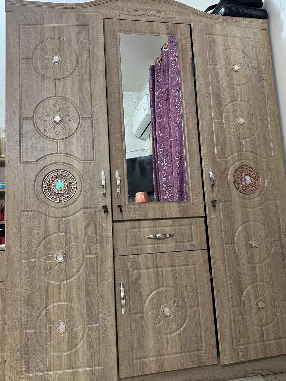 اثاث منزل للبيع 
للاستفسار على الرقم 

***********
