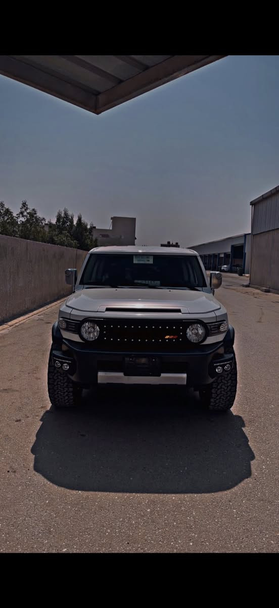 السلام عليكم اف جي كروزر 2012 خليجي بريم اصلي مكفوله كفاله عامه ماشيه 125 حقيقي ممنزله رقم بغداد ب اسمي السياره جديده جدا كلش ادامتها بالشركه دهن فلاتر وبالحقيقه احلى من الصور السعر 27.000 دولار 
للاستفسار مراسلة الصفحه او الاتصال ع رقم ***********
