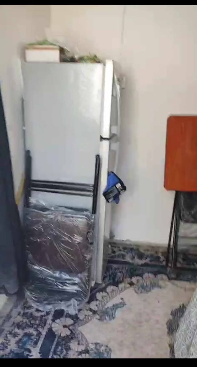 اللهم صل على محمد وال محمد وعجل فرجهم 
نعرض عقار بحي المهندسين مساحته ۱۱۰م🏠
 سعره ١٦٥💵
مكون من اربع شقق
واردهن الشهري مليون دينار
  :الراغب بالشراء يتصل على الرقم
*********** ☎️
ممكن يباع نص العقار ٨٥ وبي مجال الرجاء الى يتصل فقط من لديه نية الشراء
