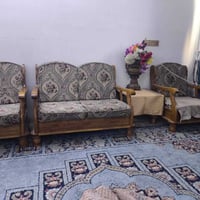 طقم كنب • كرسي تالف • طبلات صاج