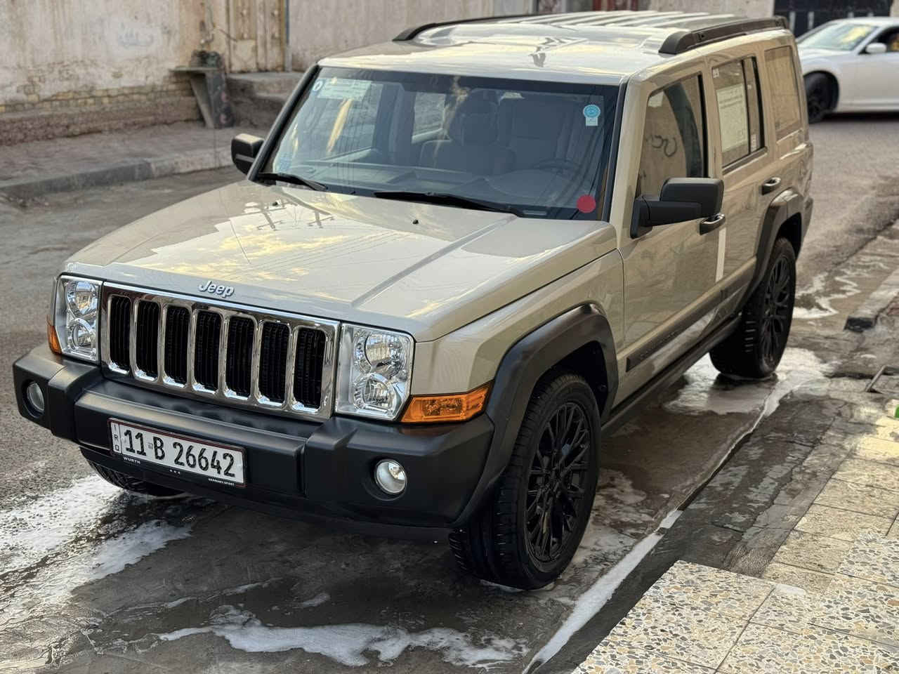 للبيع جيب كوماندر 2007 وارد كندي كفالة عامة صبغ وضربة وتبديل ما عدا قطعة وحدة كلير اثر جراد بدون معجون فقط كلير مكينة وكير مكفولات 6سلندر3700 تخم تاير وتخم ويلكب جديد حجم 20 3قطع تبريد 7راكب شاشة وكامرة وتحكم ستيرن وكشن كهرباء رقم بغداد انكليزي سنوية 2028 جديدة سيارة جاهزة ما بيها نقص مكان السيارة البصرة الامن الداخلي السعر 105 وبيها مجال ***********//***********
