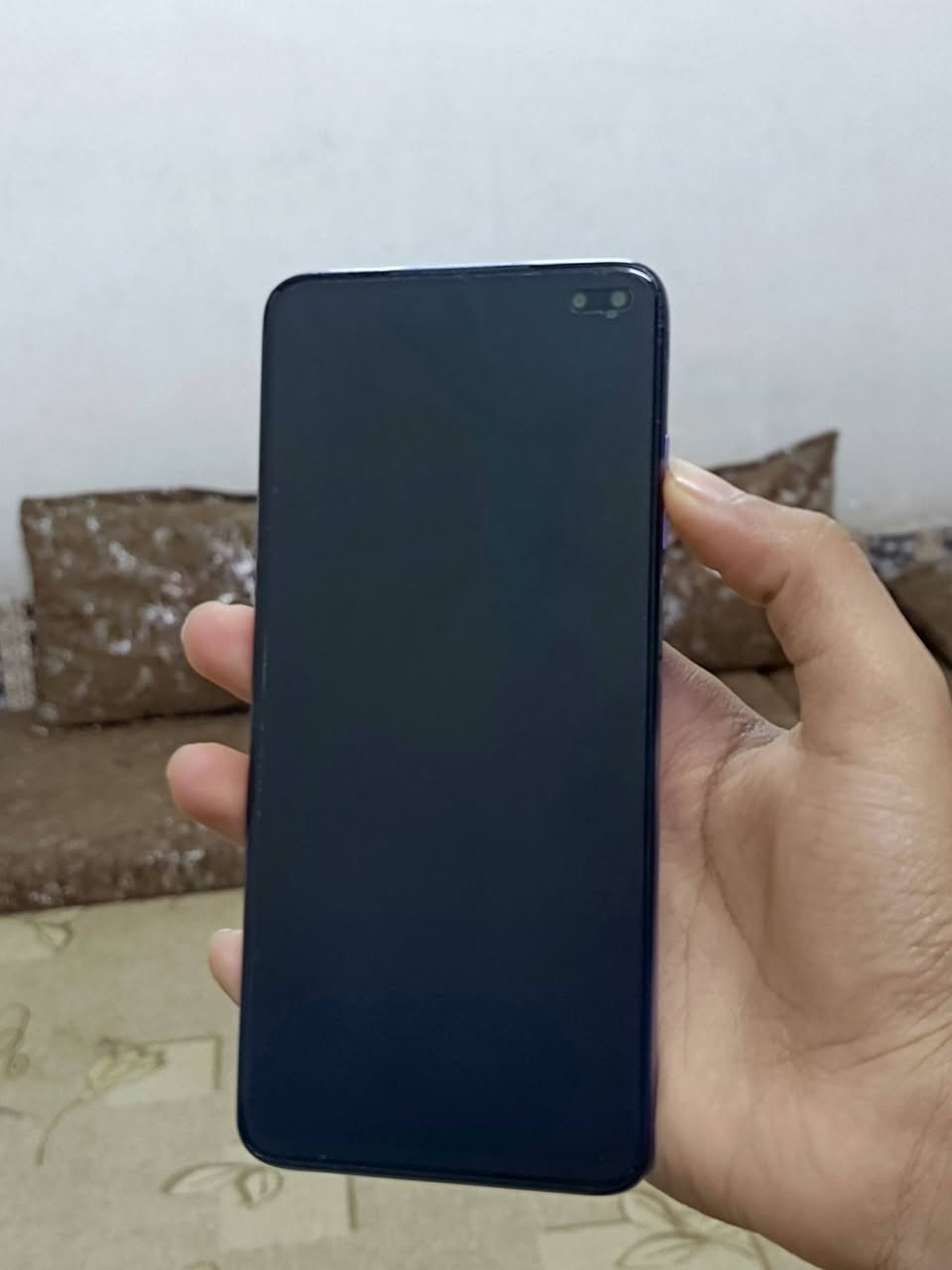 بوكو x2 ذاكره 128 رام 6
كاميرات فول طبع 64 بصمه جانبيه 
*********** واتساب
